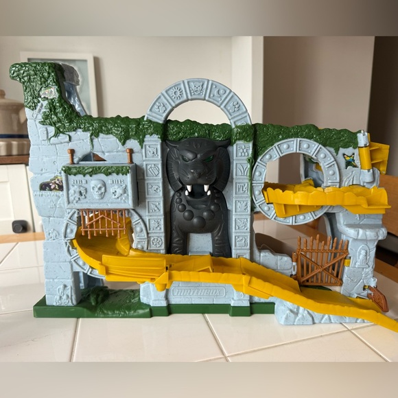 Matchbox Other - Matchbox Jungle Adventure Playset Black Panther Jaguar Works Trap Doors & Sounds